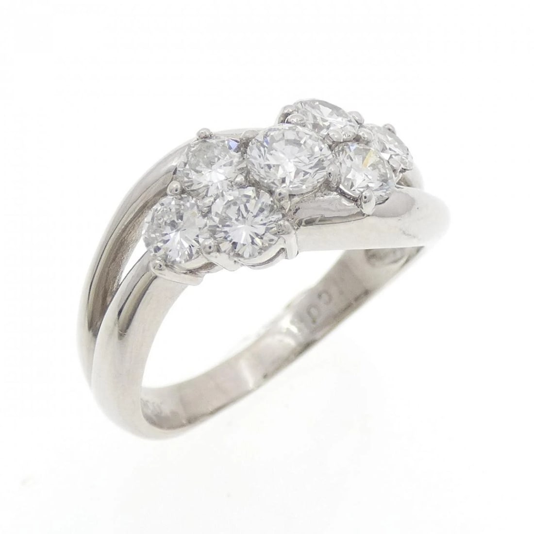 PT900 DIAMOND RING: PT900 Diamond Ring Brand: Unbranded Type: Ring Material: Platinum 900 Platinum, Main Stone/Creation Natural Color: White Gold Size: 6.5 US Accessories: None Accessories Notice: When purcha