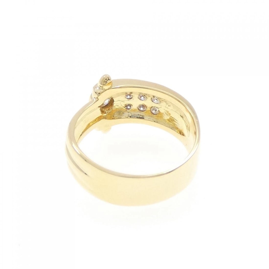 K18YG DIAMOND PINKY RING: K18YG Diamond Pinky Ring Brand: Unbranded Type: Ring Material: K18 Yellow Gold, Main Stone/Creation Natural Color: Yellow Gold Size: 3 ( US size) Accessories: None Accessories Notice: When