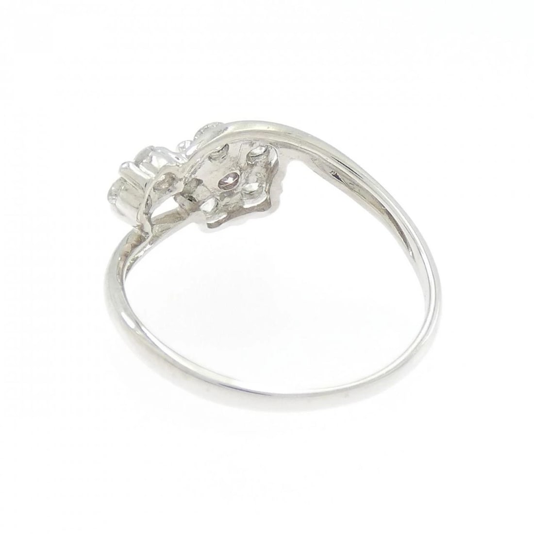 PT900 FLOWER PINK DIAMOND RING: PT900 Flower Pink Diamond Ring Brand: Unbranded Type: Ring Material: Platinum 900 Platinum, Main Stone/Creation Natural Color: Silver Size: 6 ( US size) Accessories: None Accessories Notice: