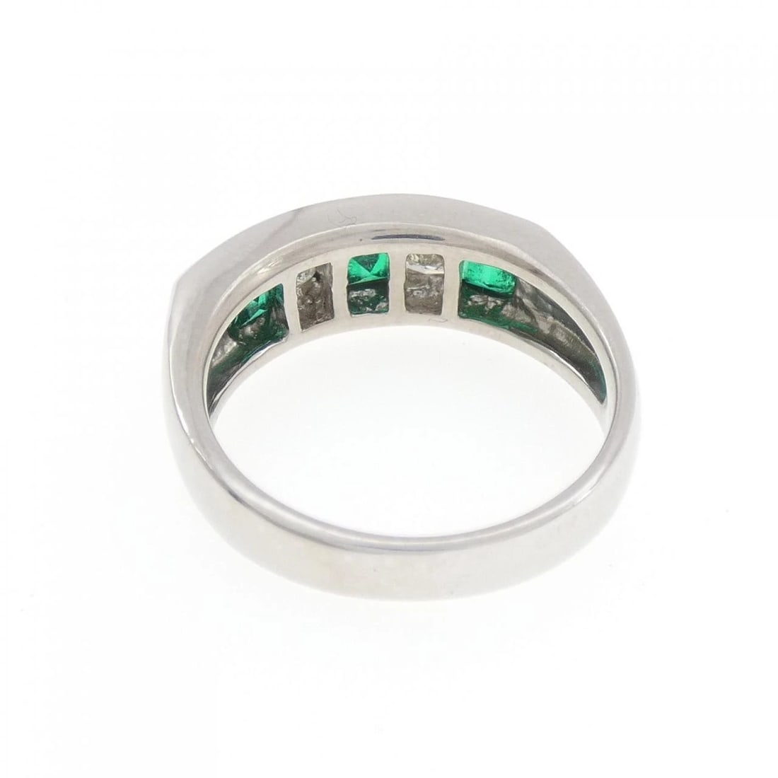 PT900 EMERALD RING - 3