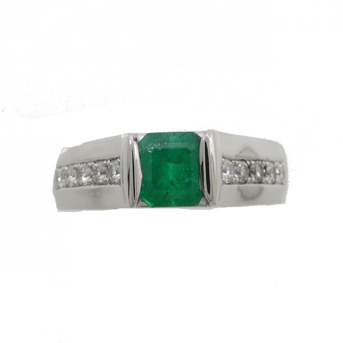 PT900 EMERALD RING - 2