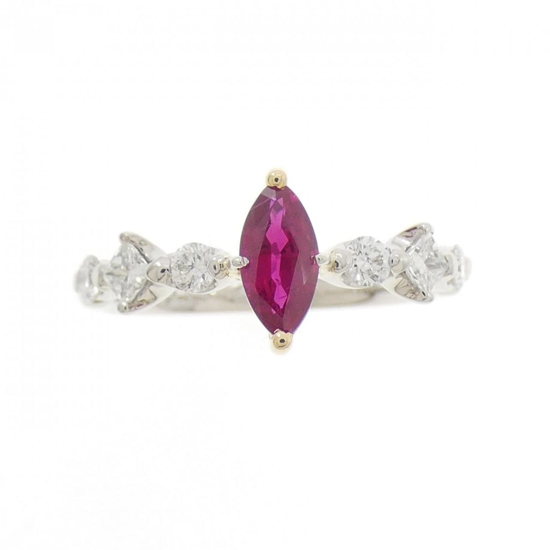PT900 K18YG RUBY RING: PT900 K18YG Ruby Ring Brand: Unbranded Type: Ring Material: Platinum 900 Platinum K18 Yellow Gold, Main Stone/Creation RUBY Color: White Gold Size: 6.5-7 US Accessories: None Accessories