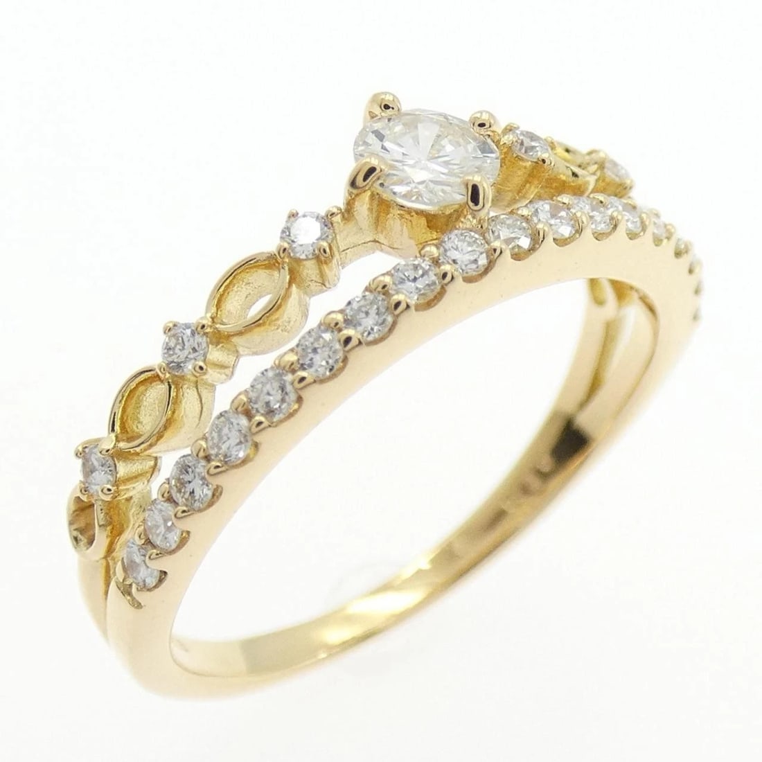 K18YG DIAMOND RING: K18YG Diamond Ring Brand: Unbranded Type: Ring Material: K18 Yellow Gold, Main Stone/Creation NAtural Color: Yellow Gold Size: 6 US Accessories: None Accessories Notice: When purchasing pr