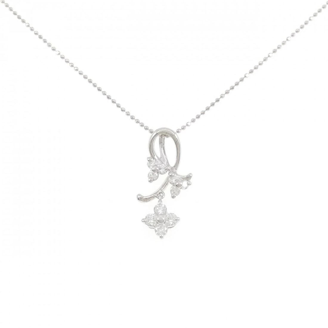 PT850 FLOWER DIAMOND NECKLACE: PT850 Flower Diamond Necklace Brand: Unbranded Type: Necklace Material: Platinum 850, Main Stone/Creation Natural Color: None Size: 46cmActualSize Pendant top H x W: 22.2mmx11.1mm Chain Max.