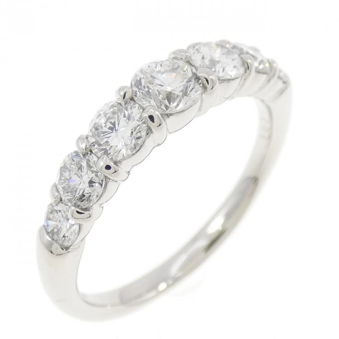 PT900 DIAMOND RING: PT900 Diamond Ring Brand: Unbranded Type: Ring Material: Platinum 900 Platinum, Main Stone/Creation Natural Color: White Gold Size: 6.5-7 US Accessories: None Accessories Notice: When purc