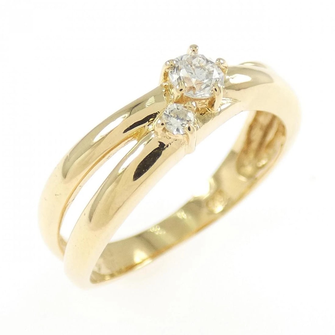 K18YG DIAMOND RING: K18YG Diamond Ring Brand: Unbranded Type: Ring Material: K18 Yellow Gold, Main Stone/Creation NAtural Color: Yellow Gold Size: 7 US Accessories: None Accessories Notice: When purchasing pr