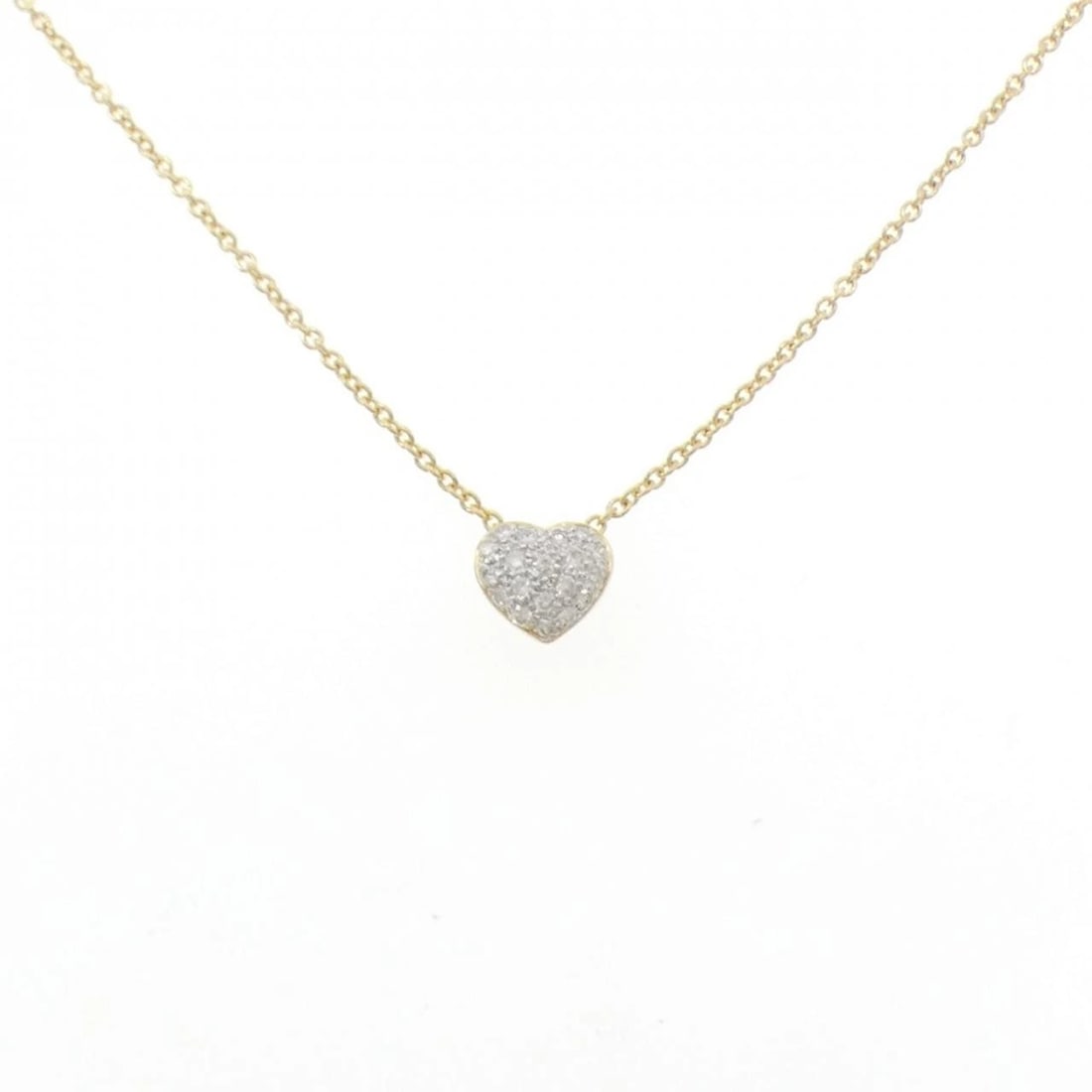 K18YG K18WG HEART DIAMOND NECKLACE: K18YG K18WG Heart Diamond Necklace Brand: Unbranded Type: Necklace Material: K18 Yellow Gold K18 White Gold, Main Stone/Creation Natural Color: Yellow Gold Size: 40cm ActualSizePendant top H x