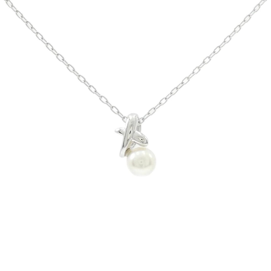 MIKIMOTO AKOYA PEARL NECKLACE: MIKIMOTO Akoya Pearl Necklace Brand: MIKIMOTO Type: Necklace Material: K18 White Gold, Main Stone/Creation Akoya Pearl Color: White Gold Size: ActualSize Pendant top H x W: 12.0mmx6.2mm Chain