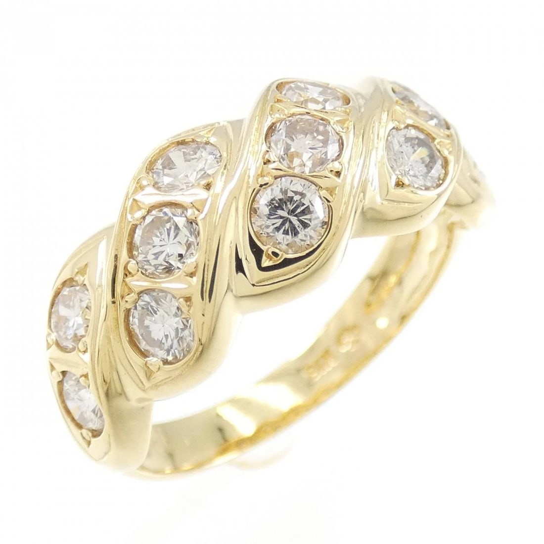 K18YG DIAMOND RING: K18YG Diamond Ring Brand: Unbranded Type: Ring Material: K18 Yellow Gold, Main Stone/Creation Natural Color: Yellow Gold Size: 6-6.5 ( US size) Accessories: None Accessories Notice: When p