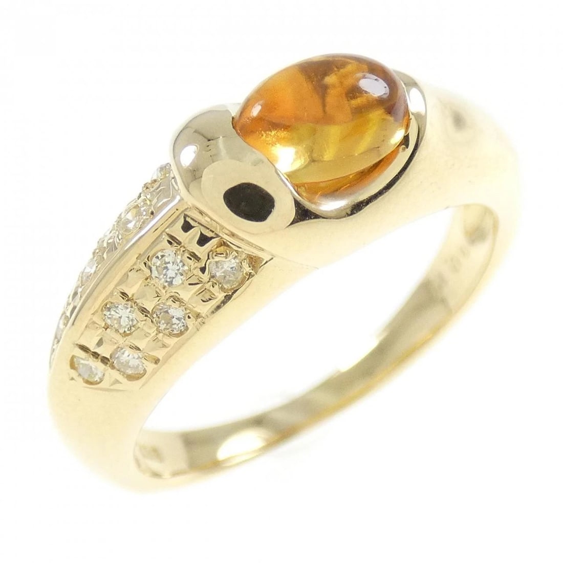 K18YG CITRINE RING: K18YG Citrine Ring Brand: Unbranded Type: Ring Material: K18 Yellow Gold, Main Stone/Creation Citrine Color: Yellow Gold Size: 5.5 US Accessories: None Accessories Notice: When purchasing
