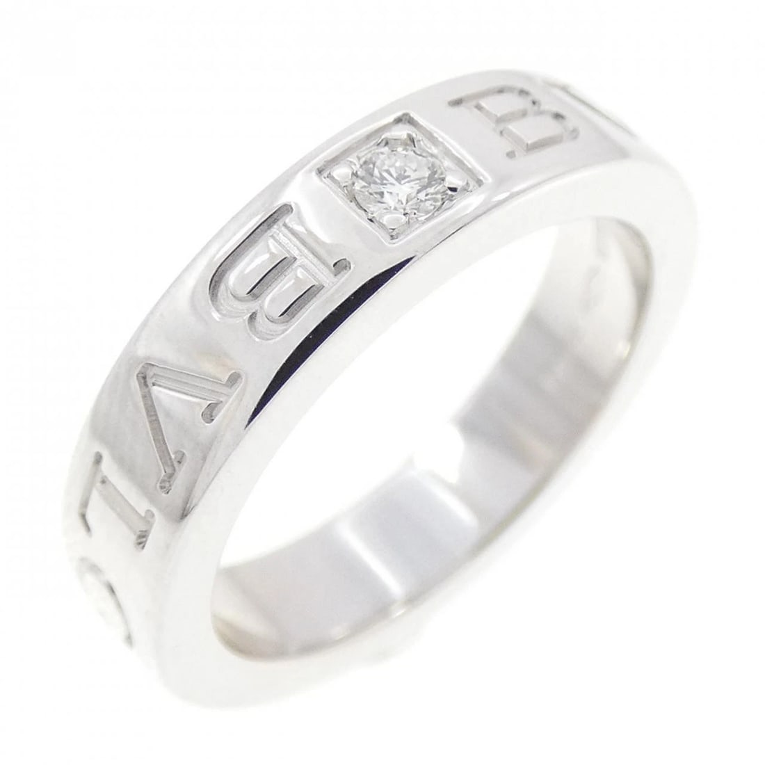 BVLGARI B.ZERO1 RING: BVLGARI B.zero1 Ring Brand: BVLGARI Type: Ring Material: 750 White Gold, Main Stone/Creation Natural Color: White Gold Size: 4-4.5 US Accessories: None Accessories Notice: When purchasing