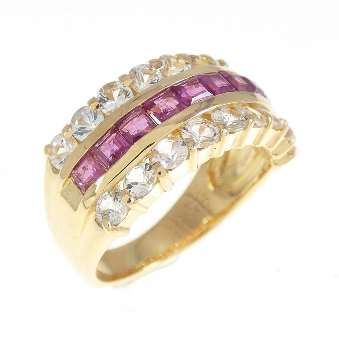 K18YG RUBY RING: K18YG Ruby Ring Brand: Unbranded Type: Ring Material: K18 Yellow Gold, Main Stone/Creation Ruby Color: Yellow Gold Size: 3.5 US Accessories: None Accessories Notice: When purchasing pre-ow