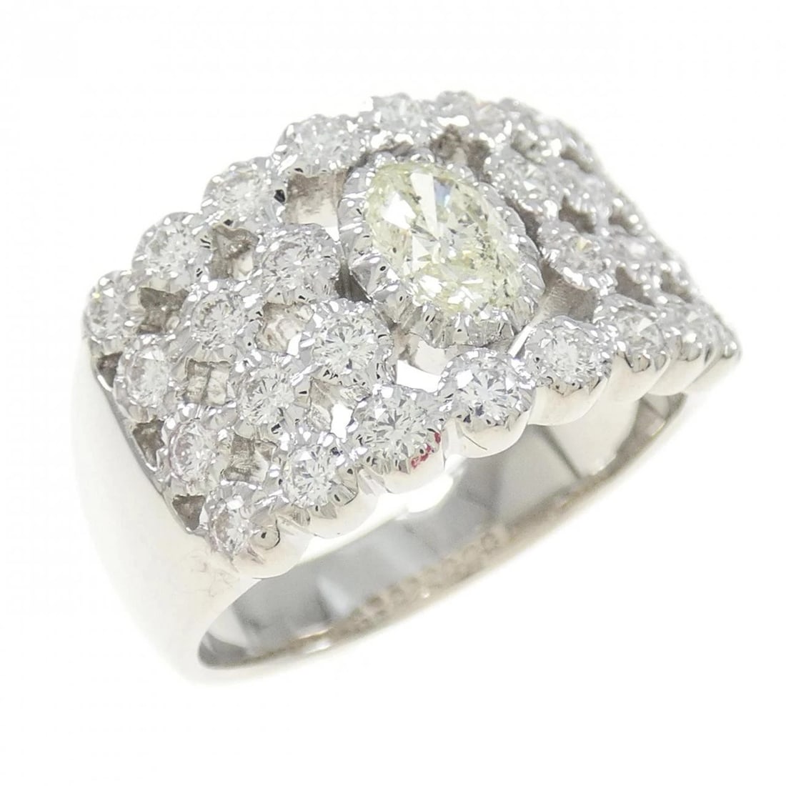 K18WG DIAMOND RING: K18WG Diamond Ring Brand: Unbranded Type: Ring Material: K18 White Gold, Main Stone/Creation Natural Color: YG Size: 7.5 US Accessories: None Accessories Notice: When purchasing pre-owned