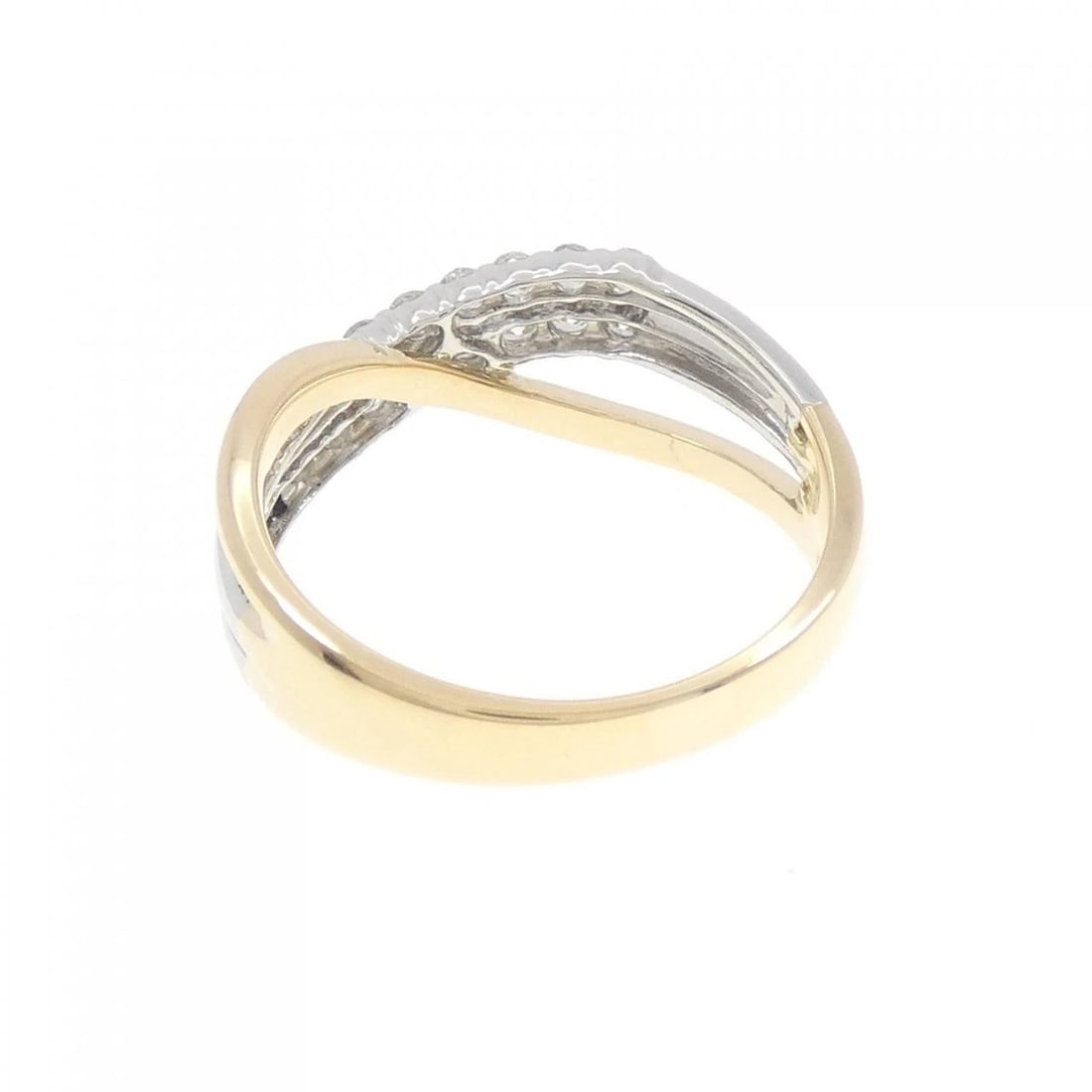 K18YG PT DIAMOND RING: K18YG PT Diamond Ring Brand: Unbranded Type: Ring Material: K18 Yellow Gold Platinum, Main Stone/Creation Natural Color: Yellow Gold Size: 6 ( US size) Accessories: None Accessories Notice