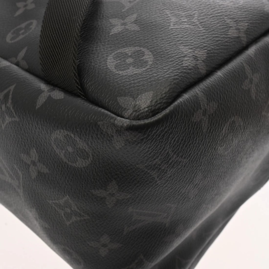 LOUIS VUITTON DISCOVERY BACKPACK PM MONOGRAM BACKPACK Â· DAYPACK - 8