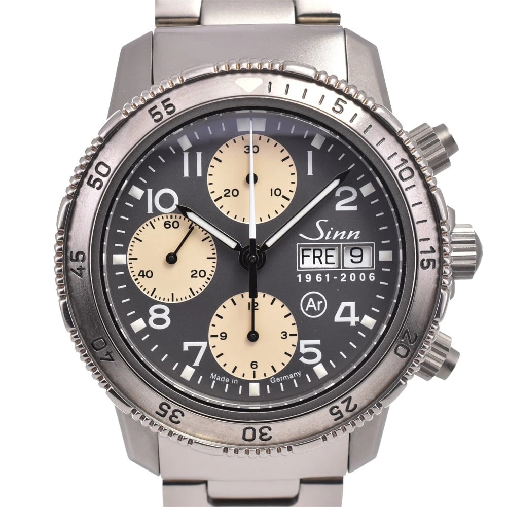 SINN WATCH: Sinn Watch Brand: Sinn Type: Wristwatch Material: Band Material titanium, Case Material titanium Color: Dial Color gray, Case Color Silver Band Color Silver Size: Case size About 41mm