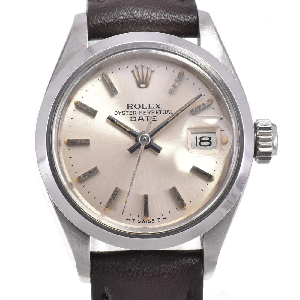 ROLEX OYSTER PERPETUAL VINTAGE WATCH: ROLEX Oyster Perpetual vintage Watch Brand: ROLEX Type: Wristwatch Material: Band Material leather, Case Material Stainless Steel Color: Dial Color Silver, Case Color Silver Band Color black Size: