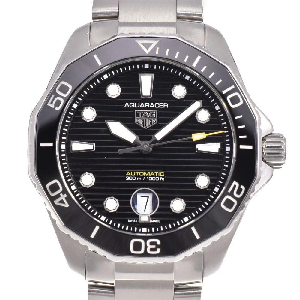TAG HEUER AQUARACER PROFESSIONAL WATCH: TAG HEUER Aquaracer Professional Watch Brand: TAG HEUER Type: Wristwatch Material: Band Material Stainless Steel, Case Material Stainless Steel Color: Dial Color black, Case Color Silver Band
