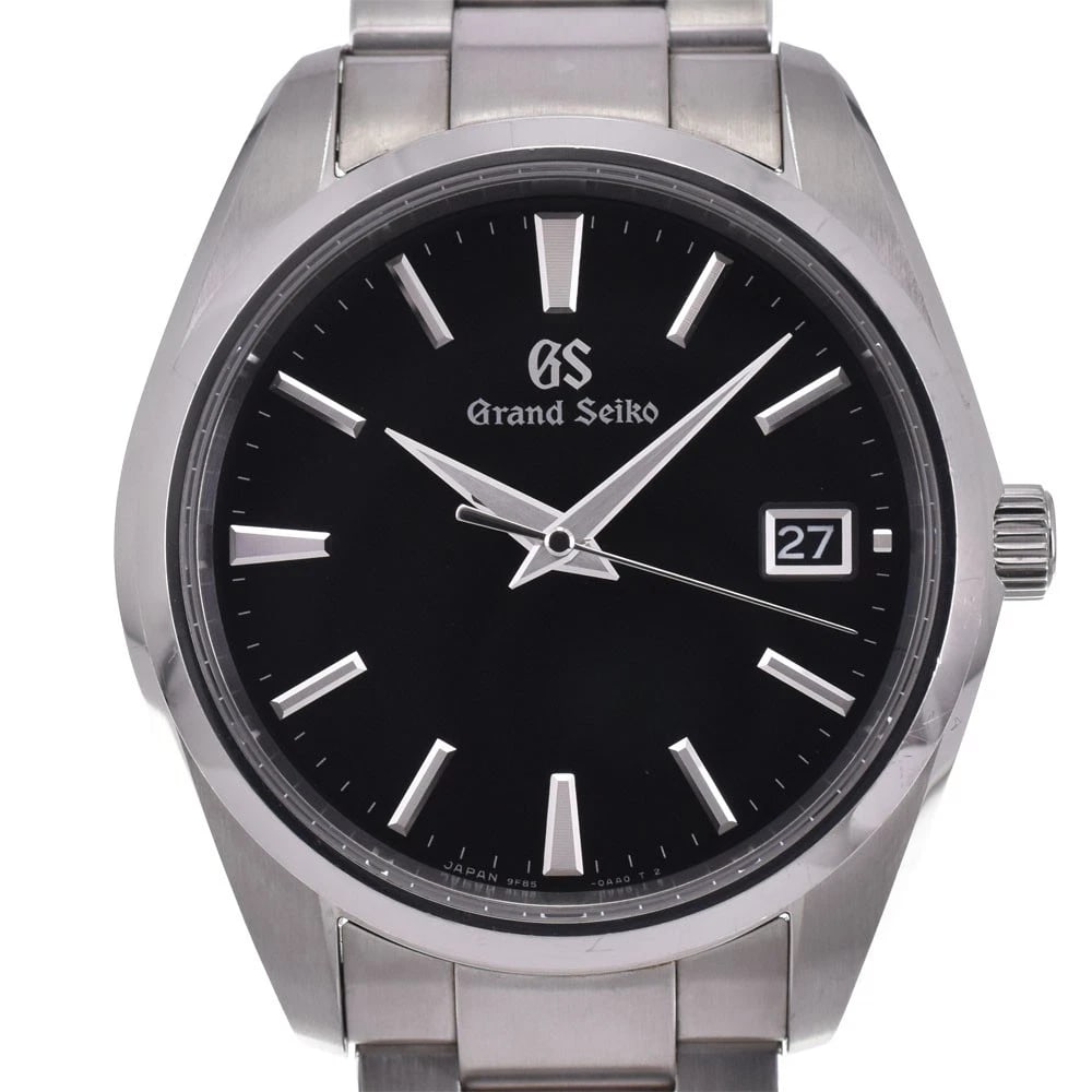 SEIKO GRAND BLACK DIAL WATCH: SEIKO Grand black Dial Watch Brand: SEIKO Type: Wristwatch Material: Band Material Stainless Steel, Case Material Stainless Steel Color: Dial Color black, Case Color Silver Band Color Silver 
