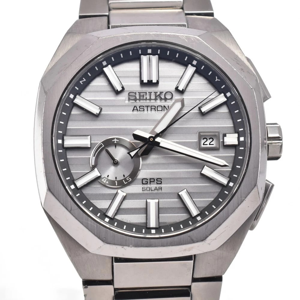 SEIKO ASTRON WATCH: SEIKO Astron Watch Brand: SEIKO Type: Wristwatch Material: Band Material titanium, Case Material titanium Color: Dial Color gray, Case Color gray Band Color gray Size: Case size About 42mm