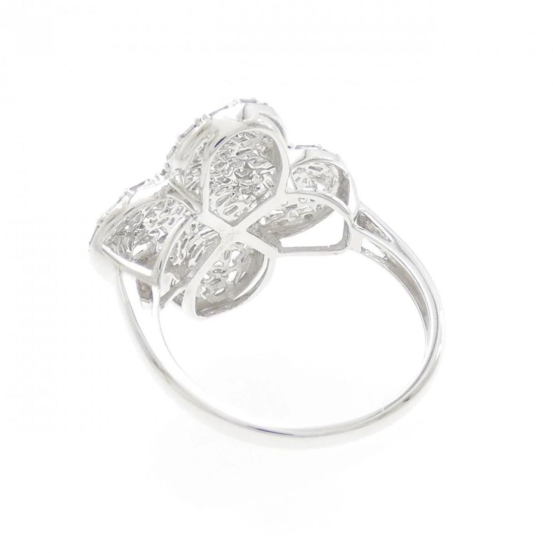 K18WG DIAMOND RING - 3