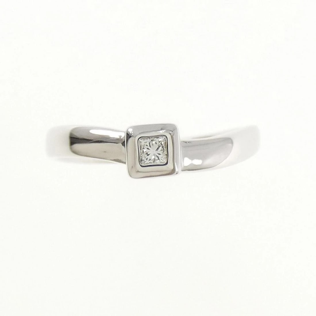 K18WG DIAMOND RING - 2