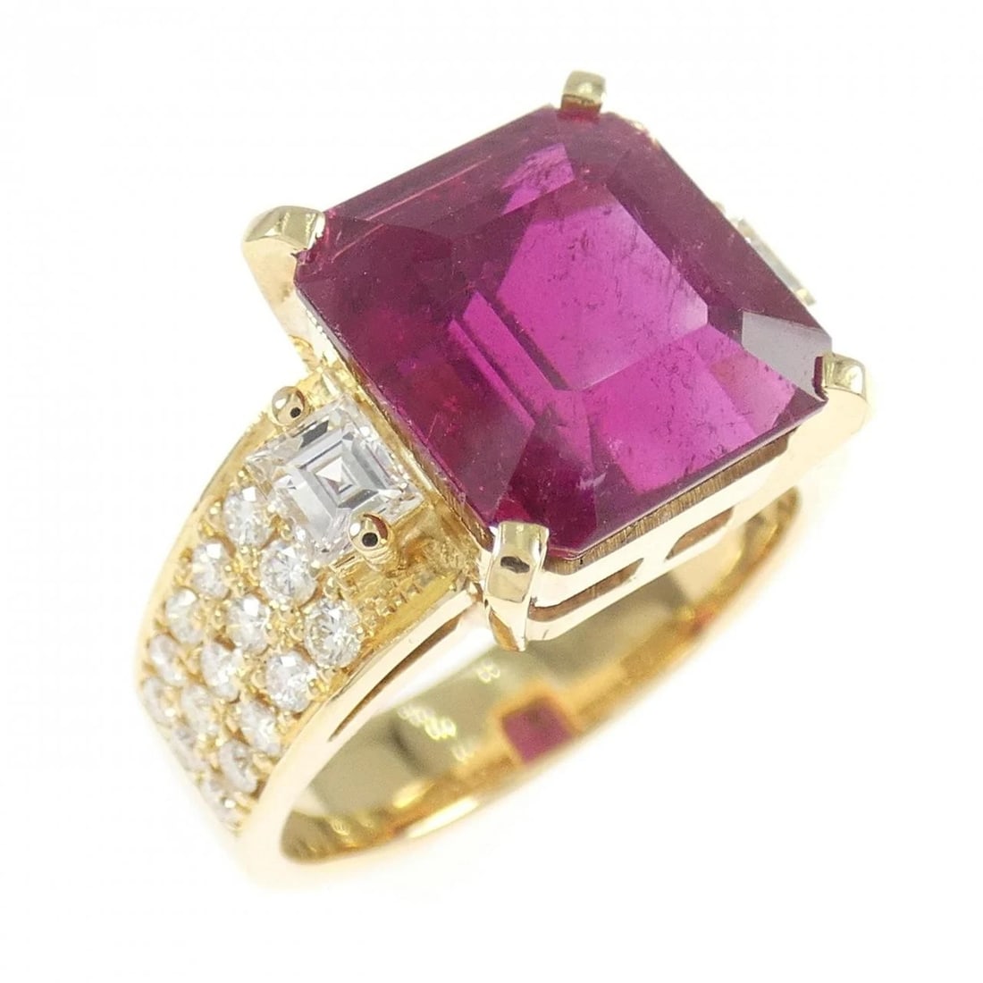 K18YG RUBELLITE TOURMALINE RING: K18YG Rubellite Tourmaline Ring Brand: Unbranded Type: Ring Material: K18 Yellow Gold, Main Stone/Creation Rubellite Tourmaline Color: Yellow Gold Size: 6.5-7 US Accessories: None Accessories