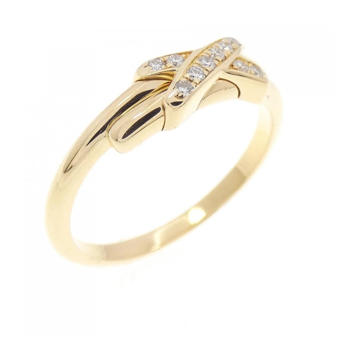 CHAUMET LIENS EXTRA EXTRA SMALL RING: CHAUMET Liens Extra Extra Small Ring Brand: CHAUMET Type: Ring Material: 750 Yellow Gold, Main Stone/Creation Natural Color: yellow gold Size: 3.5 (US size) Accessories: None Accessories
