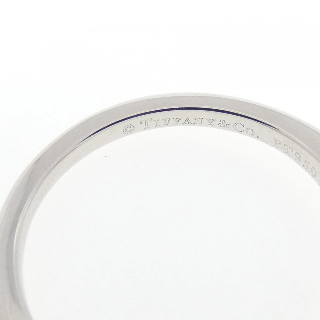 TIFFANY CLASSIC SOLITAIRE RING - 3
