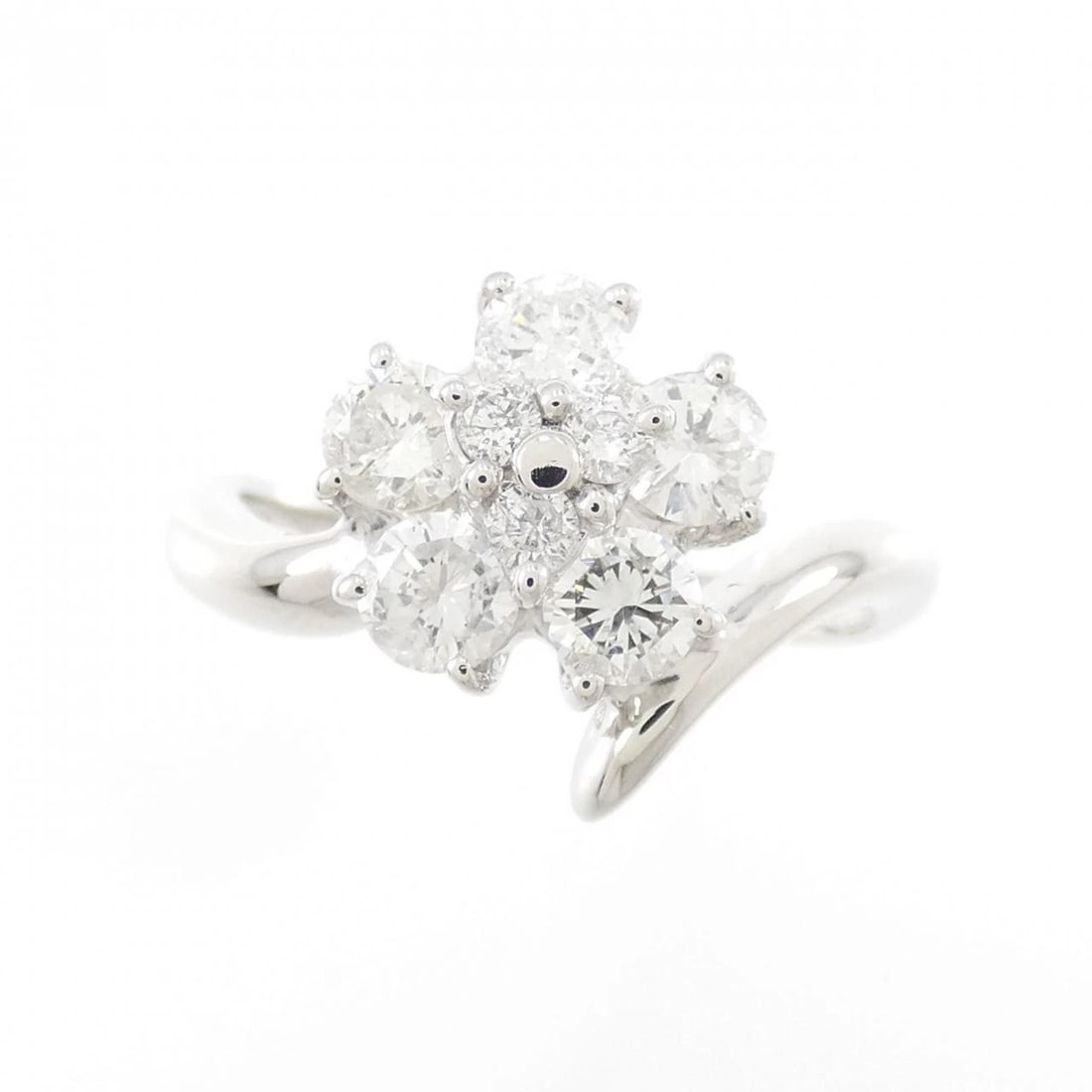 PT900 FLOWER DIAMOND RING - 2