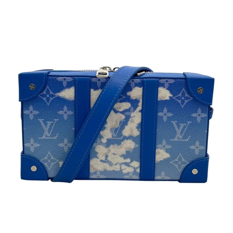 LOUIS VUITTON SOFT TRUNK BLUE MONOGRAM CLOUDS HANDBAG: LOUIS VUITTON Soft Trunk Blue Monogram Clouds Handbag Brand: LOUIS VUITTON Type: Handbag Material: Monogram Clouds Color: blue Size: W: 22cm / H: 13cm / D: 4.5cm / Shoulder: 103-117cm Accessories