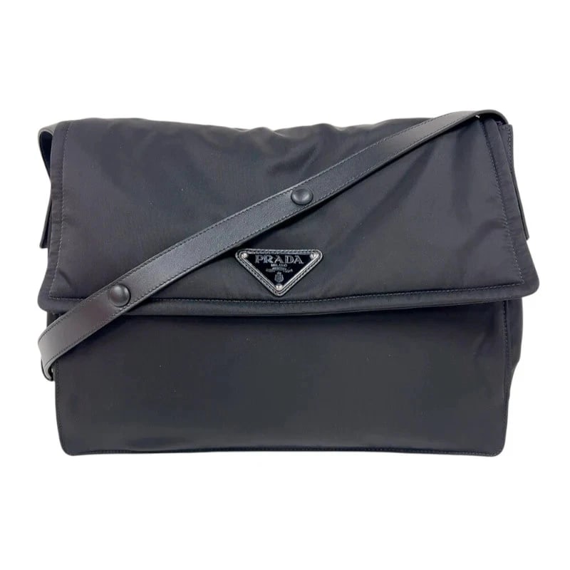 PRADA RENYLON LARGE PADDED BLACK NYLON HANDBAG: PRADA ReNylon Large Padded Black Nylon Handbag Brand: PRADA Type: Handbag Material: Nylon Color: black Size: W: 35cm / H: 30cm / D: 14cm / Shoulder: 85-135cm Accessories: None Accessories