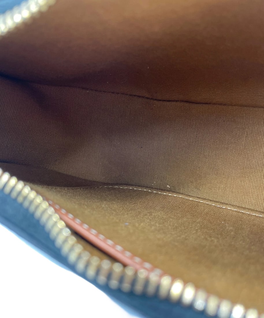 CELINE TRIOMPHE AVA HANDBAG - 9