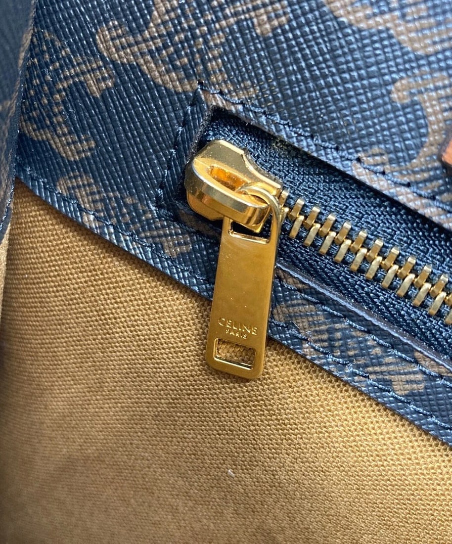 CELINE SMALL VERTICAL CABAS HANDBAG - 7