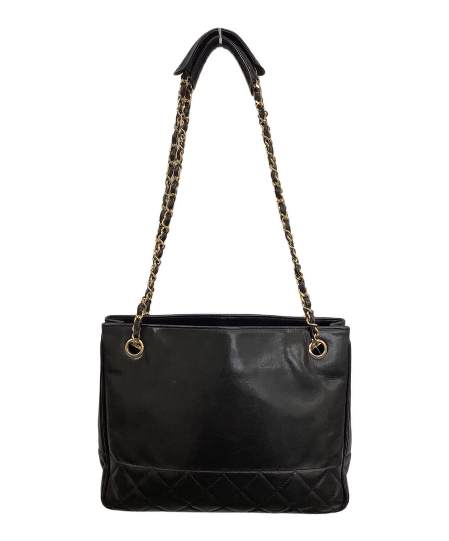 CHANEL CHAIN SHOULDER BAG HANDBAG: CHANEL Chain Shoulder Bag Handbag Brand: CHANEL Type: Handbag Material: Lambskin Color: Black Size: H:22.5cm / W:29cm / D:6cm Accessories: None Accessories Notice: When purchasing pre-owned