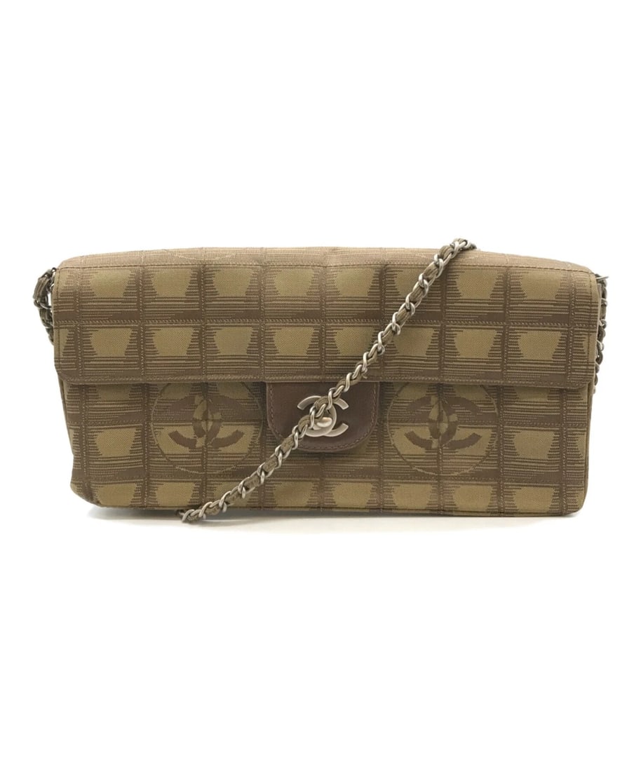CHANEL SHOULDER BAG HANDBAG: CHANEL Shoulder Bag Handbag Brand: CHANEL Type: Handbag Material: none Color: Green Size: H:13cm / W:26cm / D:3.5cm Accessories: None Accessories Notice: When purchasing pre-owned goods, p
