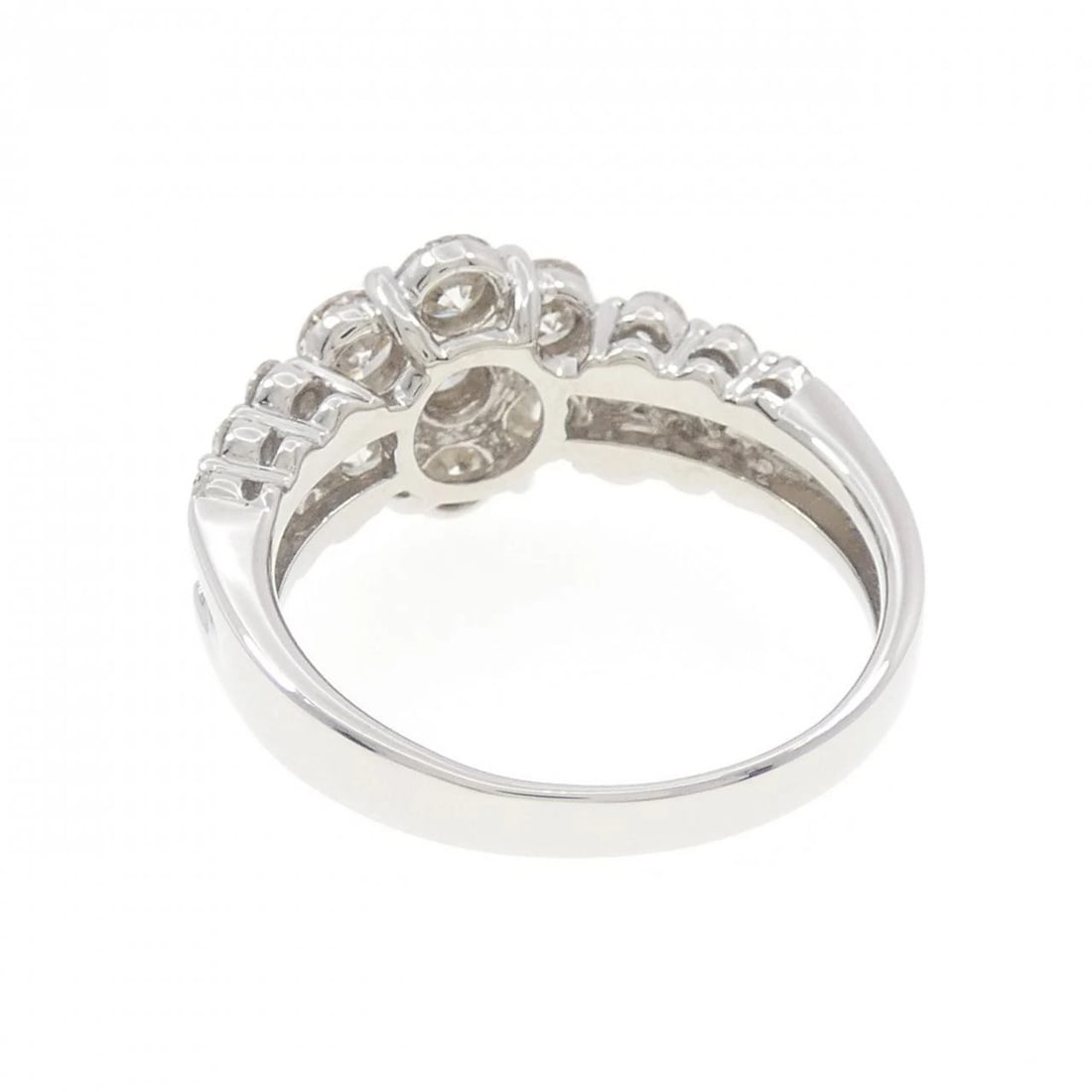 PT900 FLOWER DIAMOND RING - 3