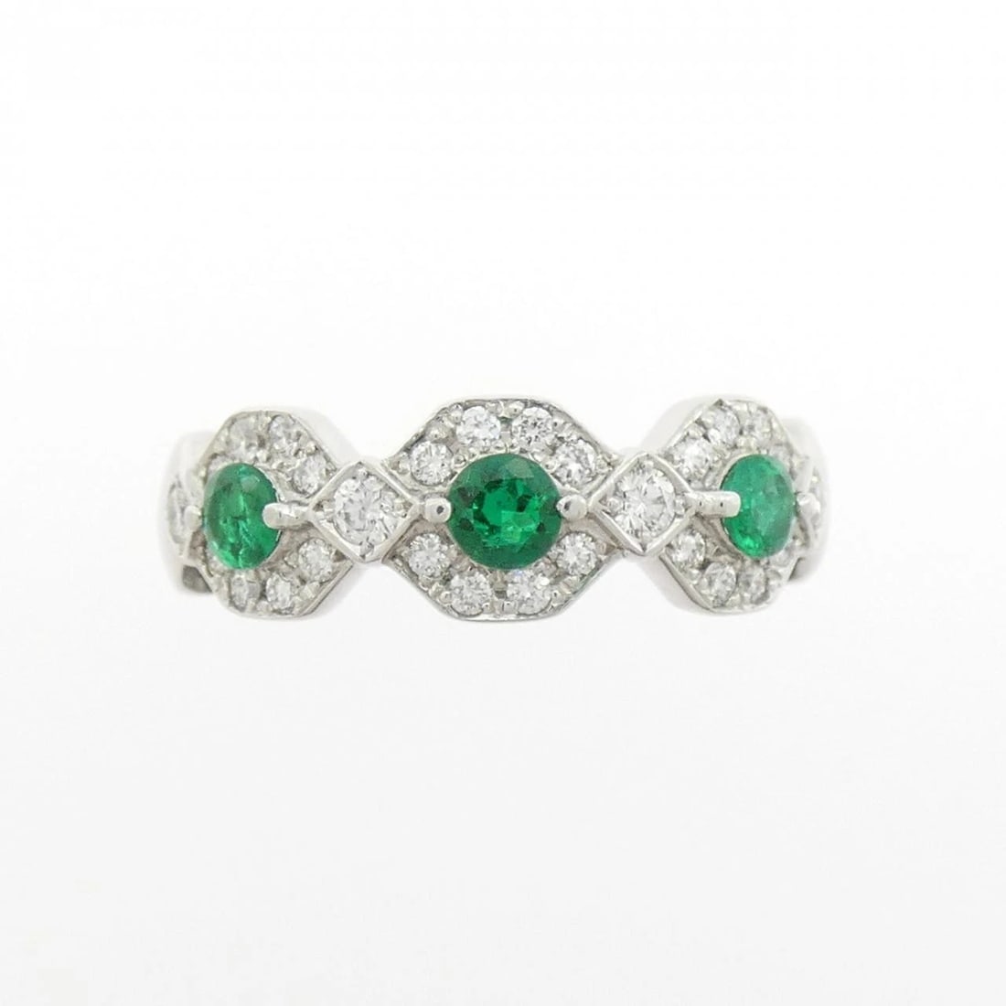 PT900 EMERALD RING - 2