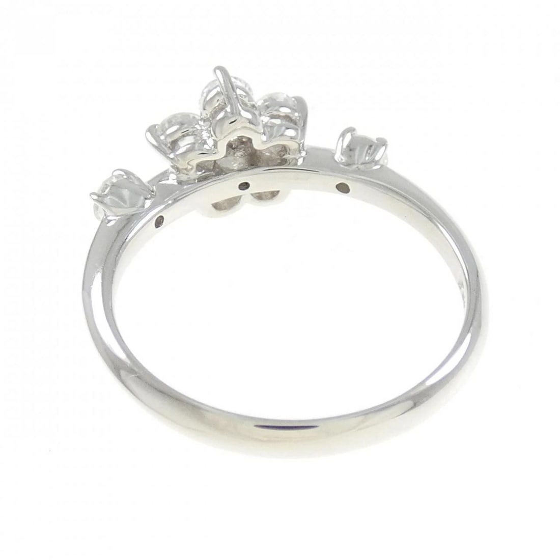 PT FLOWER DIAMOND RING - 3