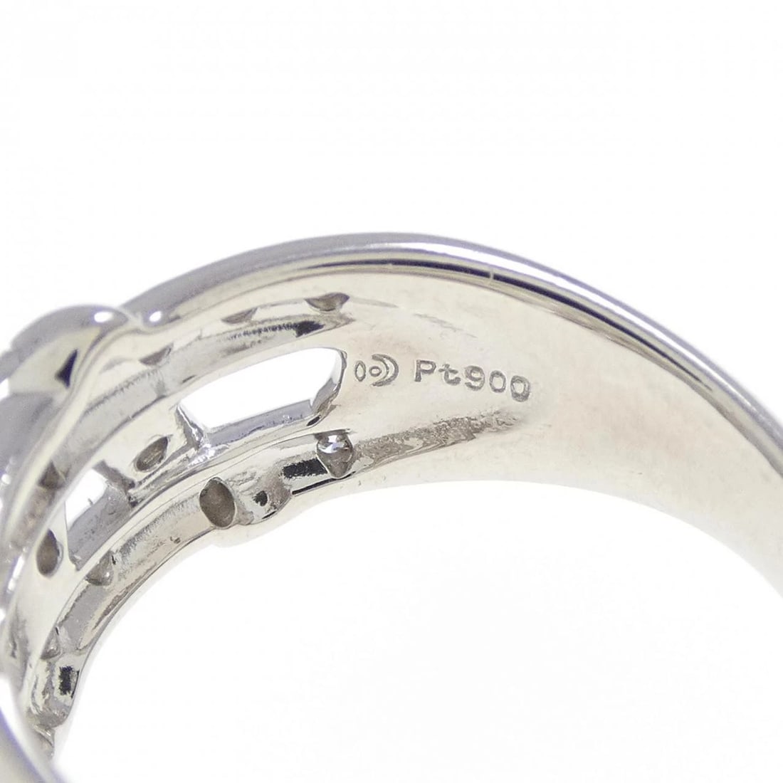 TASAKI DIAMOND RING - 4