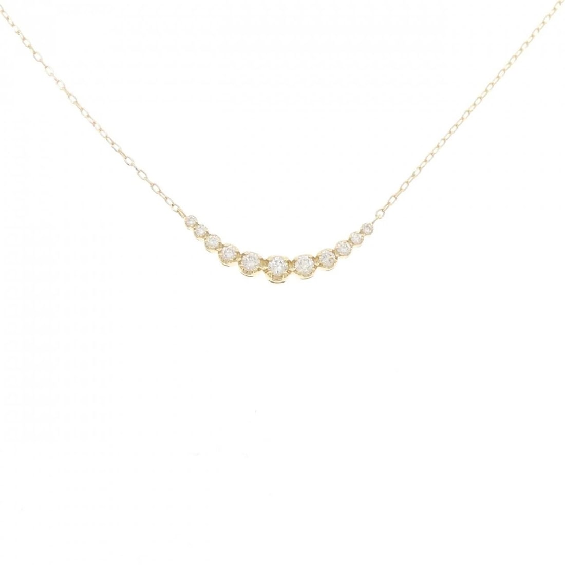 K18YG DIAMOND NECKLACE: K18YG Diamond Necklace Brand: Unbranded Type: Necklace Material: K18 Yellow Gold, Main Stone/Creation Natural Color: Yellow Gold Size: 47cmActualSizePendant top H x W: 3.6mmx24.6mm Chain Max.