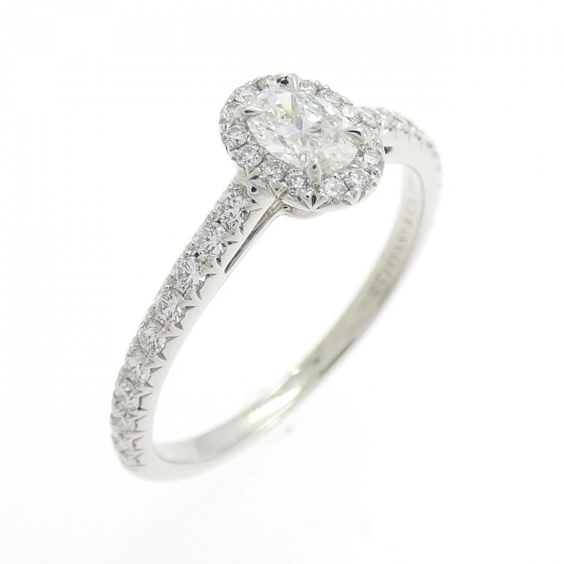 TIFFANY SOLESTE OVAL RING: Tiffany Soleste Oval Ring Brand: Tiffany Type: Ring Material: Platinum 950, Main Stone/Creation Natural Color: White Size: 5 (US size) Accessories: None Accessories Notice: When purchasing