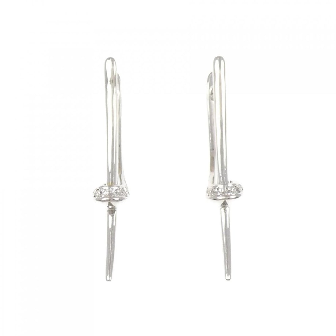 K18WG DIAMOND EARRINGS: K18WG Diamond Earrings Brand: Unbranded Type: Earrings Material: K18 White Gold, Main Stone/Creation natural Color: White Gold Size: 6.5 US Accessories: None Accessories Notice: When