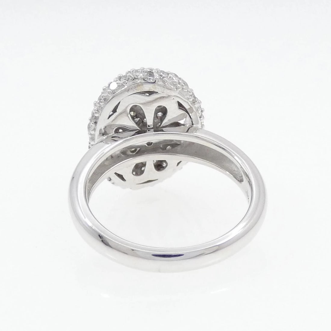 K18WG PAVE DIAMOND RING - 3