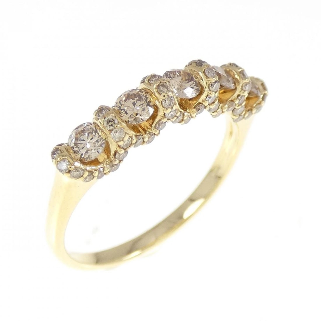 K18YG DIAMOND RING: K18YG Diamond Ring Brand: Unbranded Type: Ring Material: K18 Yellow Gold, Main Stone/Creation Natural Color: YG Size: 6.5-7 US Accessories: None Accessories Notice: When purchasing pre-own