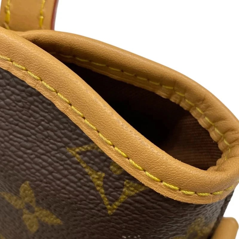 LOUIS VUITTON FOLD ME POUCH MONOGRAM HANDBAG - 6