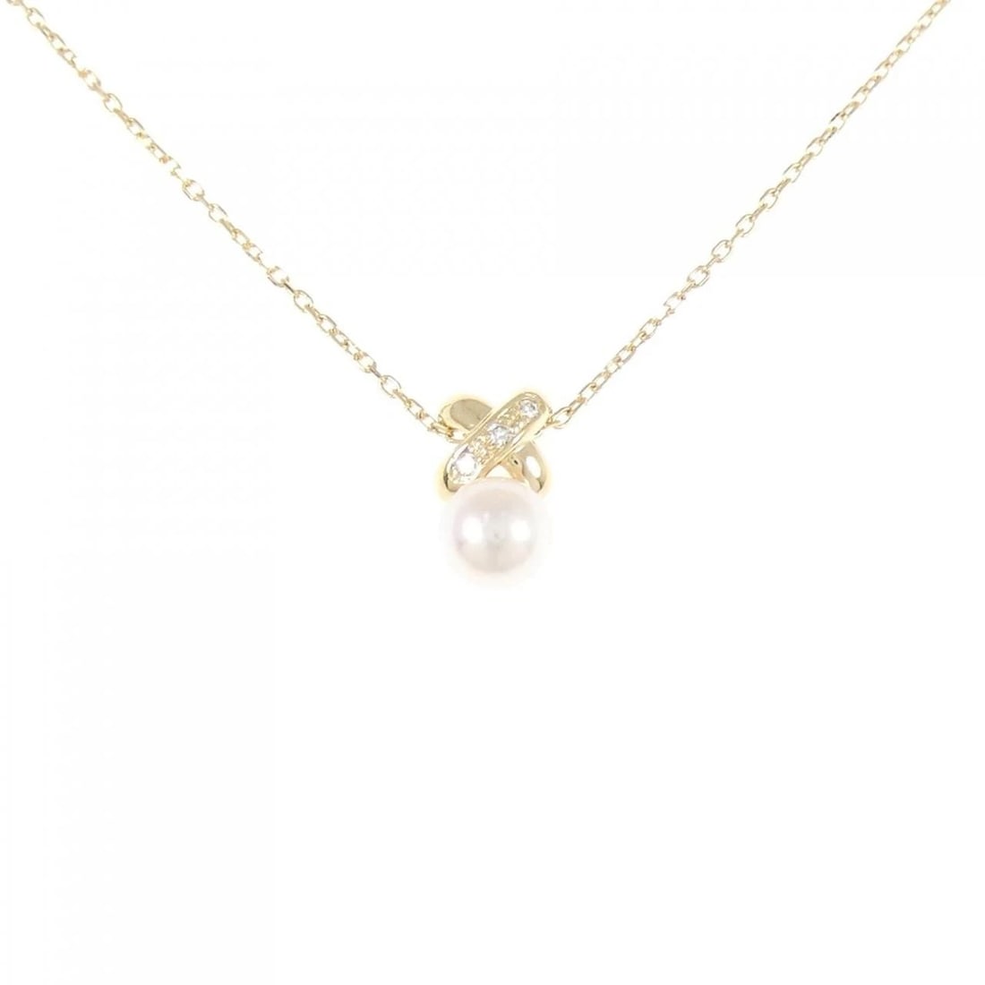 TASAKI AKOYA PEARL NECKLACE: TASAKI Akoya Pearl Necklace Brand: TASAKI Type: Necklace Material: K18 Yellow Gold, Main Stone/Creation Akoya Pearl Color: Yellow Gold Size: 40cm, ActualSize Pendant top H x W: 11.9mmx6.0mm