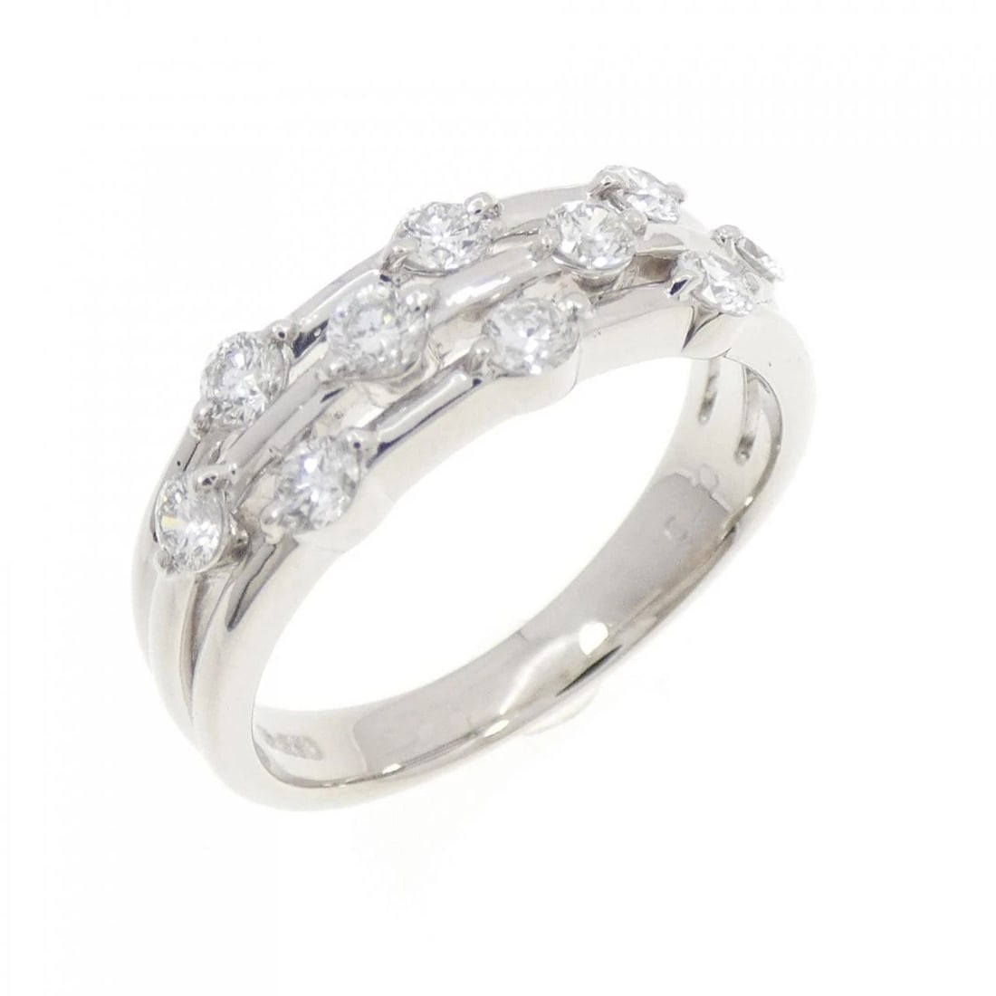 PT900 DIAMOND RING: PT900 Diamond Ring Brand: Unbranded Type: Ring Material: Platinum 900 Platinum, Main Stone/Creation natural Color: White Gold Size: 6-6.5 US Accessories: None Accessories Notice: When