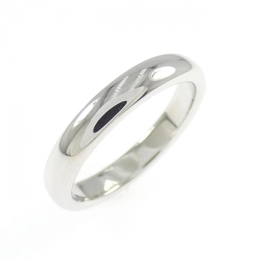 TIFFANY FOREVER WEDDING BAND RING: Tiffany Forever Wedding Band Ring Brand: Tiffany Type: Ring Material: Platinum 950, Color: White Size: 4 (US size) Accessories: None Accessories Notice: When purchasing pre-owned goods,