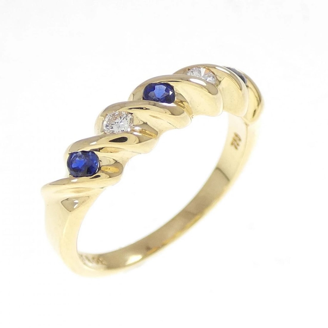 TIFFANY SAPPHIRE RING: Tiffany Sapphire Ring Brand: Tiffany Type: Ring Material: 750 Yellow Gold, Color: yellow gold Size: 5.5 (US size) Accessories: None Accessories Notice: When purchasing pre-owned goods, please